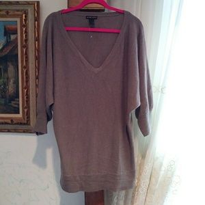 NWOT New York & Co. Sweater Size Large ⭐️